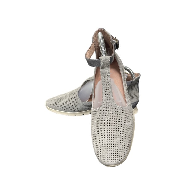 SUNDANCE Gray‎ Ankle Strap Perforated Flats T Strap 37 - Picture 3 of 6